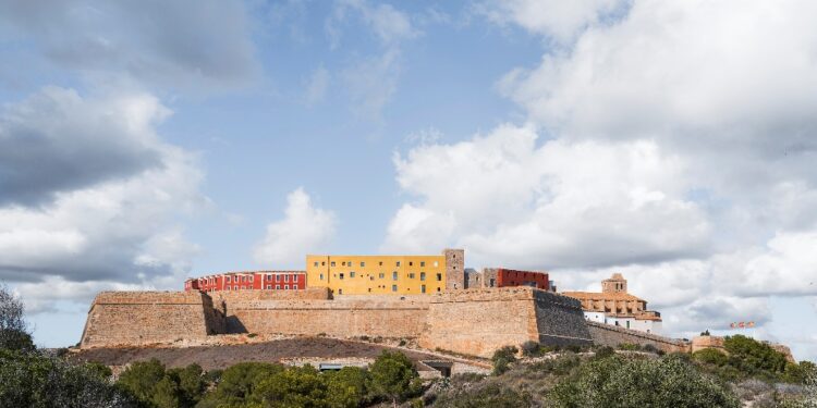 Vista del Parador de Ibiza. Foto: @imagensubliminal