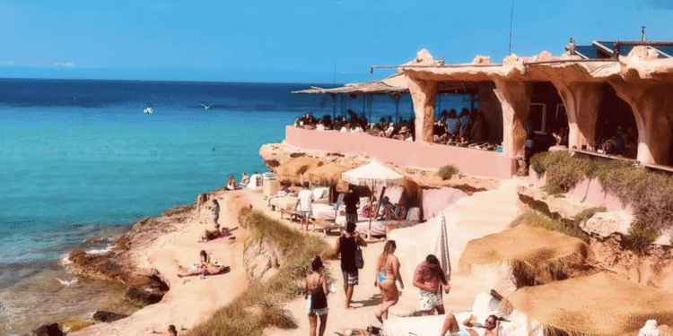 Una imagen del Sunset Ashram de sus redes sociales. Instagram @sunsetashram