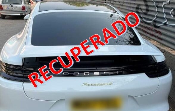 Imagen del vehículo interceptado por la Policía Local de Sant Josep