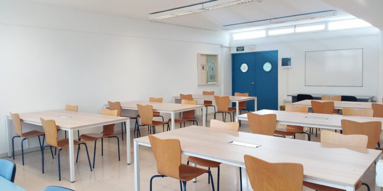 Aula de estudio de la Biblioteca Pública Insular de Cas Serres.