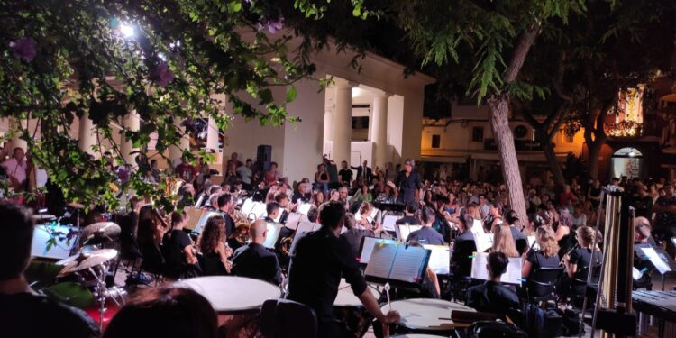 Imagen de archivo de una actuación de la Banda Ciudad de Ibiza. / AE