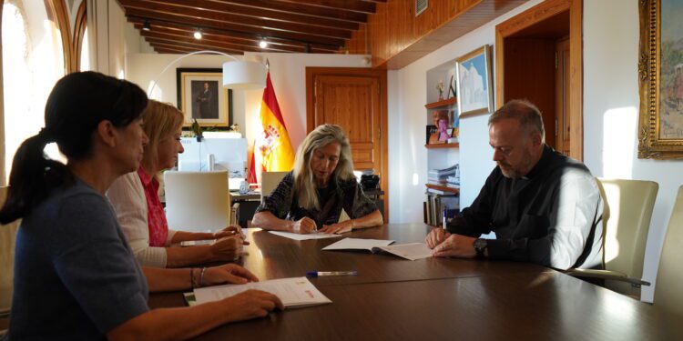 Momento de la firma del convenio. / ASE