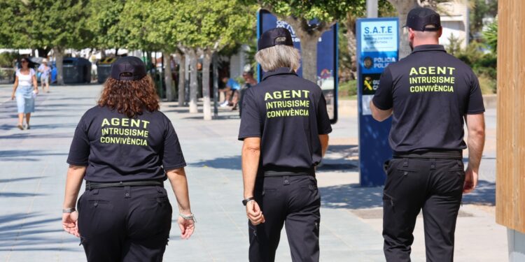 Imagen de los nuevos agentes de Sant Antoni