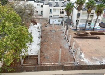 Imagen del estado de las obras del gimnasio del CEIP Can Misses. / PSOE