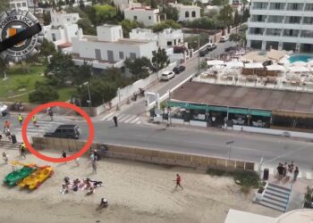 Imagen del dron de la Policía Local de Sant Josep del lugar del brutal atropello. Foto Policía Local de Sant Josep.
