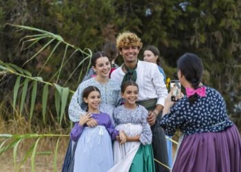 La Festa del Pou des Rafals destaca por su autenticidad y por sumar a jóvenes, niñas y niños a las antiguas tradiciones. Fotos Sant Josep