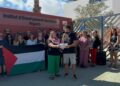Lectura del manifiesto en apoyo al pueblo palestino, hoy en el IES Algarb de Sant Jordi.