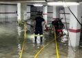 Una de las actuaciones de los bomberos tras el paso de Alice.