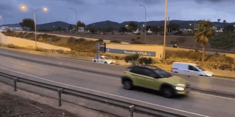 La carretera ya está operativa, tres días después de las lluvias.