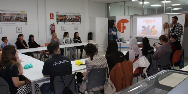 Imagen de archivo de la escuela de formación de Santa Eulària