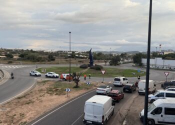Policía Local y Protección Civil están desplegados para ayudar y prevenir en caso de fuertes lluvias.