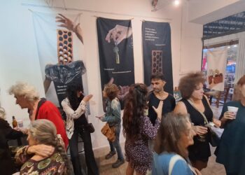 Inauguración de 'Ens fan fora', en Can Jordi. / D.V.