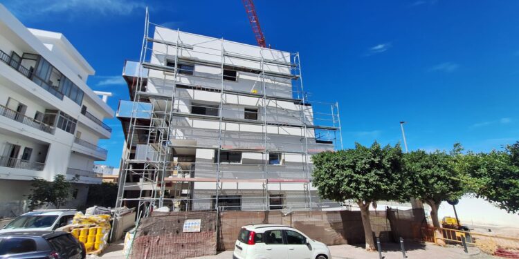 Viviendas en construcción en Sant Antoni. / D.V.