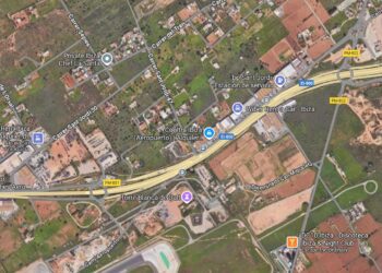 Vista aérea de la carretera del aeropuerto. / Google