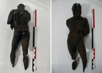 La talla de madera, tras haber sido restaurado por los técnicos del MAEF.