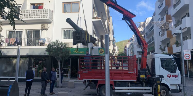 Momento en el que el cañón es retirado. / ASE