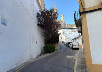 Imagen de la calle General Balanzat, en Dalt Vila. / AE