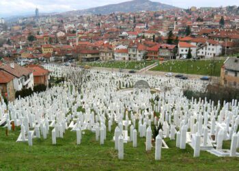 Cementerio conmemorativo de los mártires de Sarajevo. Foto: Michael Büker (Wikipedia)