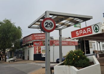 Los rótulos instalados en Cala de Bou. / ASJ