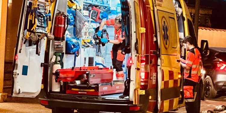 Una ambulancia de Ibiza durante un servicio.