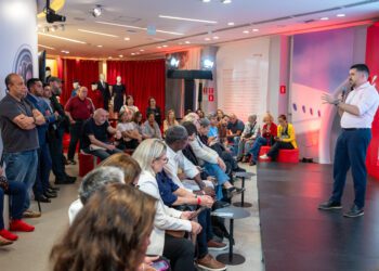 El acto tuvo una buena acogida de público. / NM Events Ibiza