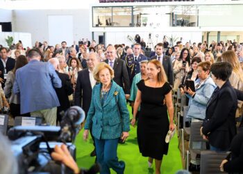 Llegada de la reina emérita al recinto ferial de Ibiza