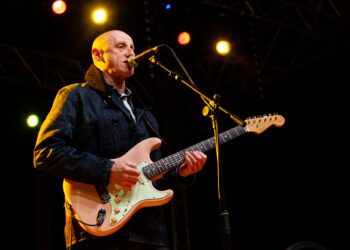 Jorge Martínez de Ilegales, fotografiado en el Sant Pepe Rock de 2019 por Alejandro Iborra Ventura. Foto cedida a Noudiari.es