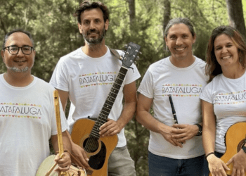 Integrantes de la formación musical Batafaluga.