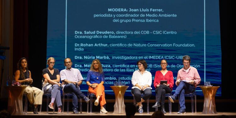 Uno de los paneles de la última edición del Foro Marino.
