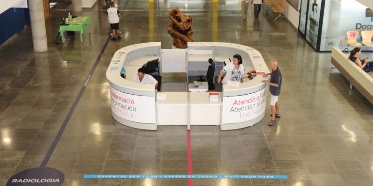 Atención al paciente del Hospital Can Msses donde se pueden poner reclamaciones por listas de espera aunque no hay datos estadísticos de su actividad.