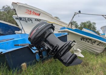 Pateras amontonadas.