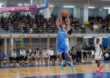 En la imagen, un lance del encuentro jugado hoy en Sant Antoni