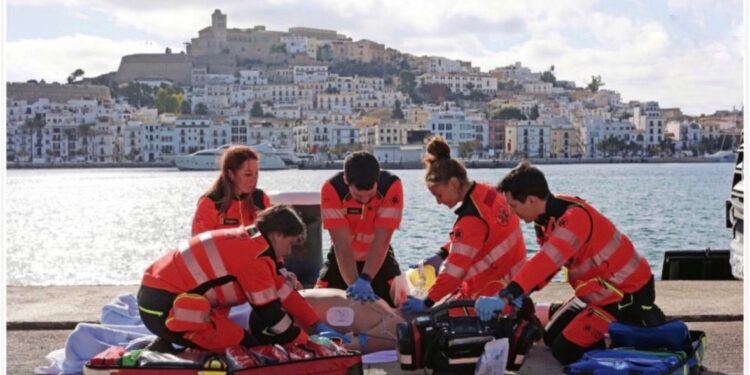 Extracto de una de las fotografías del calendario del SAMU 061.