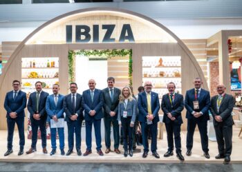 Vicent Marí extrae un mensaje positivo de la visita de la comitiva ibicenca y de los empresarios de la isla