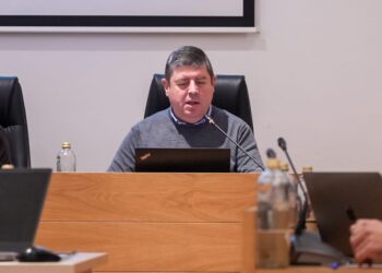 El conseller de Hacienda, Javier Serra, ha presentado los presupuestos.