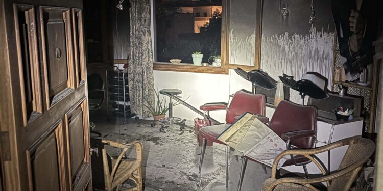 Interior del inmueble tras el incendio en Algaida, en esta imagen de la Guardia Civil.