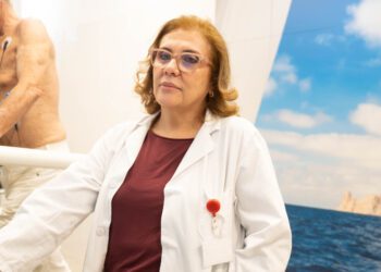 En la imagen, la doctora Aracelis Morales