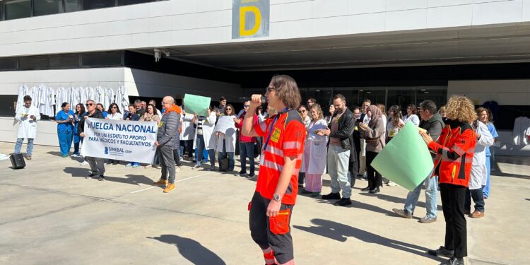 Una imagen de la concentración de hoy en Ibiza.
