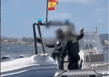 En la imagen, la actuación de la Guardia Civil en el suceso. Imagen: Exponiendo Ibiza