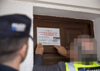 Medidas cautelares a pisos turísticos ilegales en Santa Eulària, en una imagen de archivo