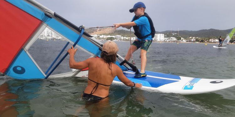 Cursos del Club Náutico de Sant Antoni.