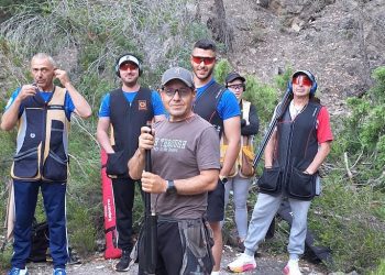 Imagen de algunos de los tiradores en la zona de competición.