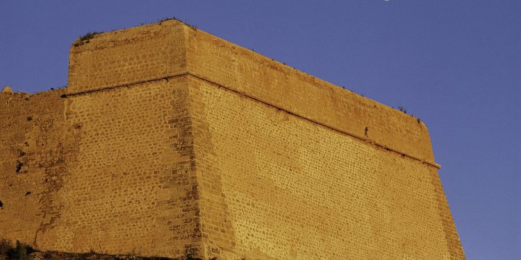 Imagen del libro La nave de piedra del fotógrafo ibicenco Toni Pomar.