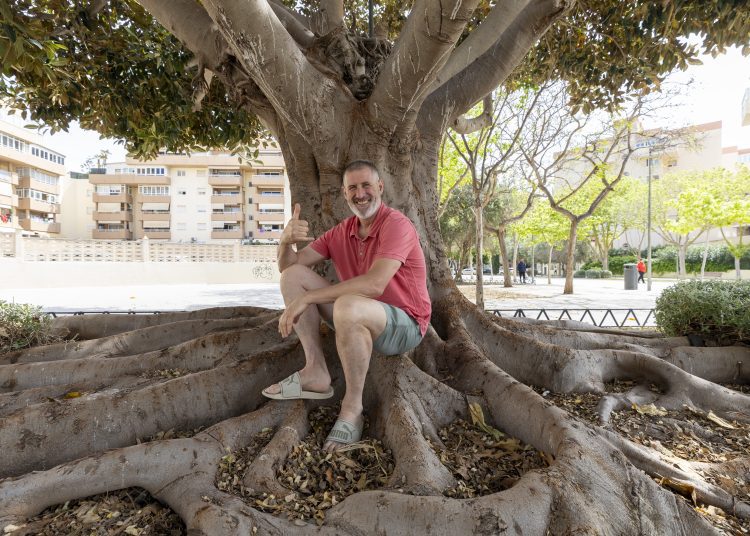 Ricardo Gutiérrez lleva 40 años profundamente ligado a Ibiza. Fotos: Paco Natera para Noudiari