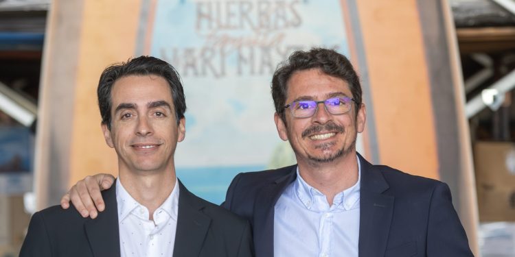 Dos hermanos unidos por una tradición y una familia. Fotografías de Paco Natera.