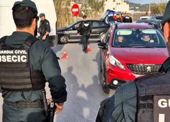 Imagen del control del que el motorista trató de eludir