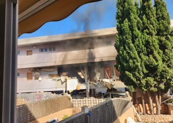 Zona de la explosión, en los apartamentos Es Putxet, del Ibavi. Foto: Noudiari