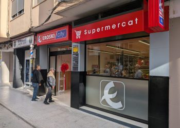 Imagen de la fachada del nuevo supermercado Eroski en Ibiza ciudad