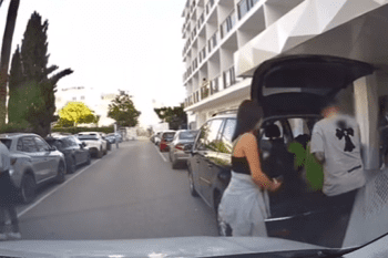 Presunto taxi pirata captado durante todo el recorrido hasta la llegada al hotel por parte de Elite Corsaris