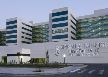 Imagen del Hospital La Fe de Valencia, al que fueron trasladadas las víctimas críticas. Una ha sido dada de alta mientras que otra permanece ingresada con pronóstico reservado. Imagen: Estudio Esteve